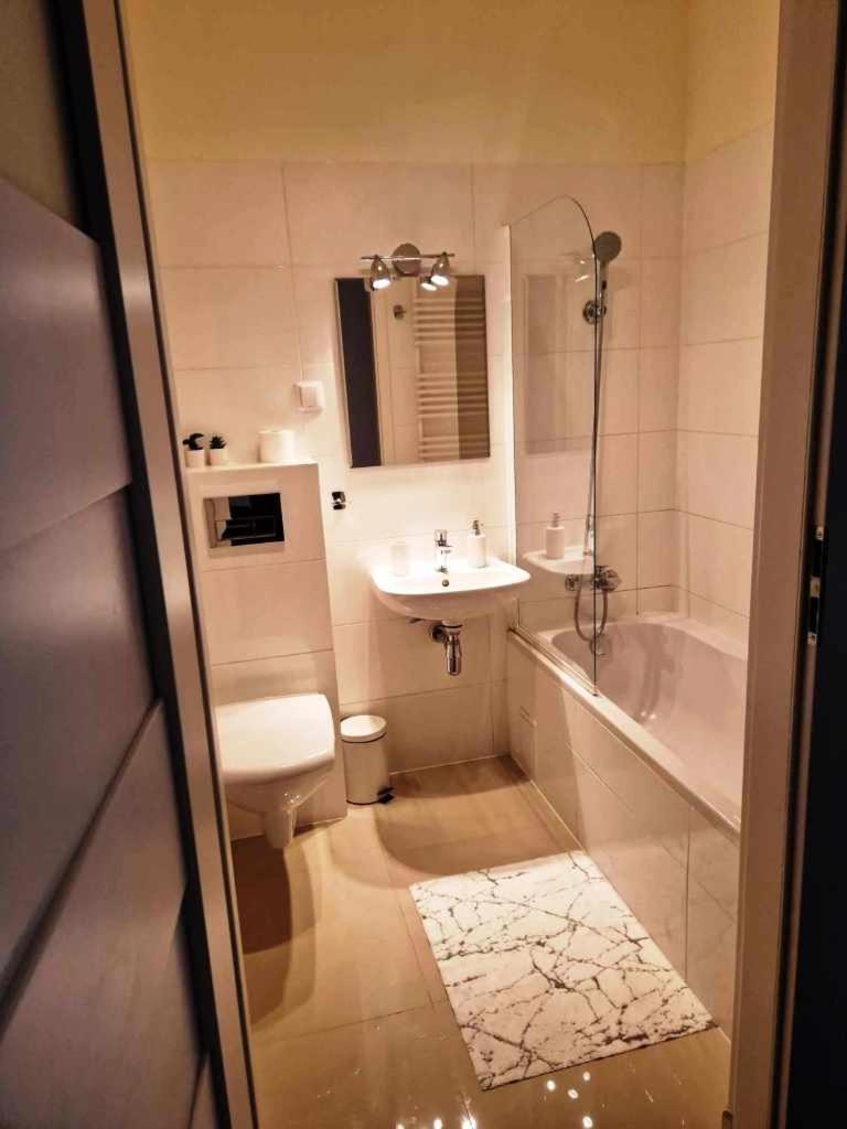 Butas Great Apart Kabaty Warsaw